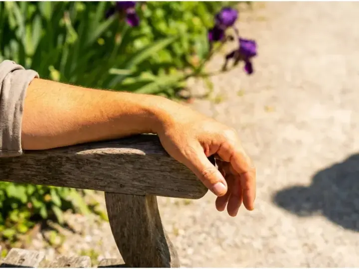 Vitamine D : combien de minutes au soleil, vraiment, selon le mois et votre peau